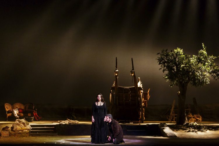 LA TRAGÉDIE DE CARMEN (2015) 06